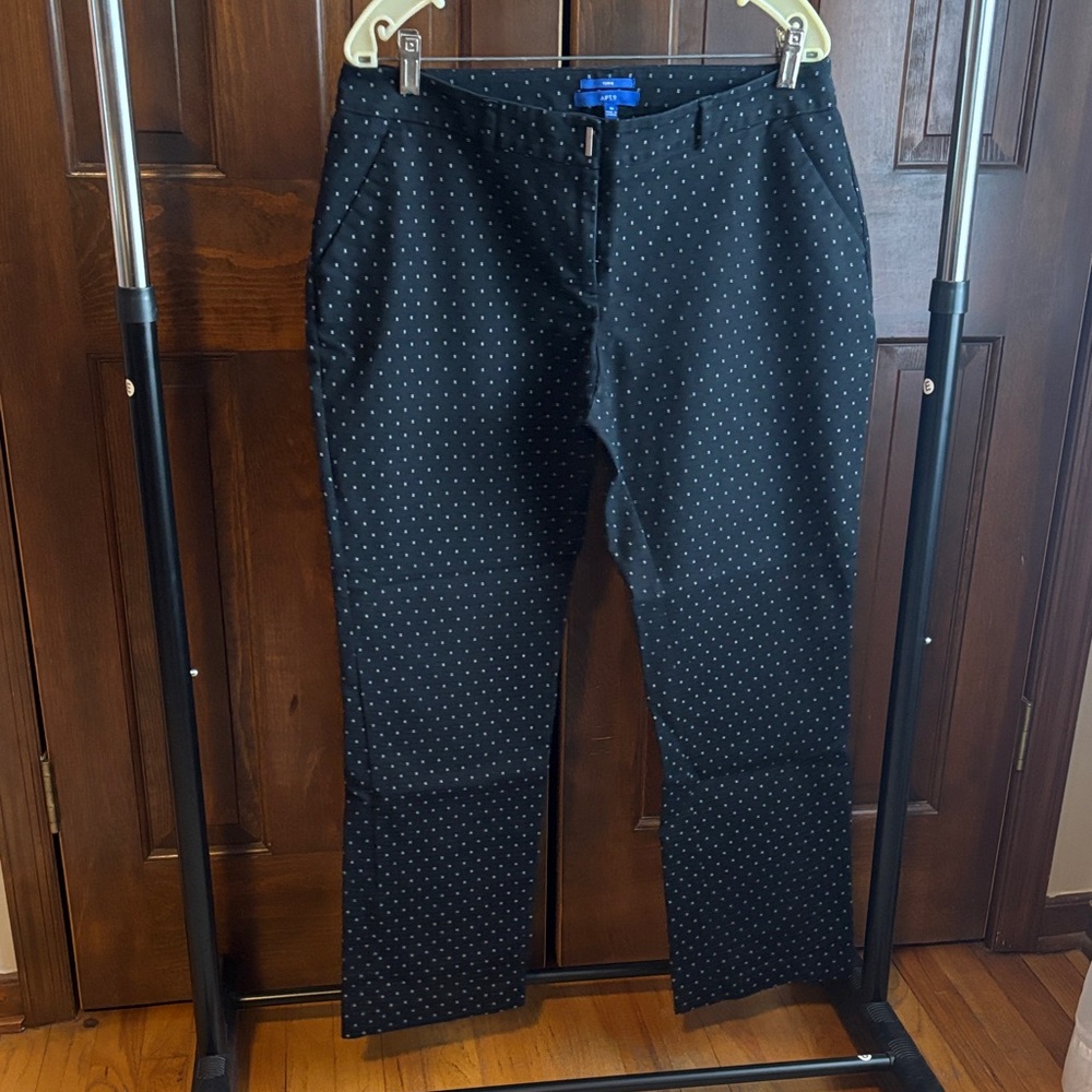 Apt. 9 Women's Black and White Dotted Straight Leg Pants